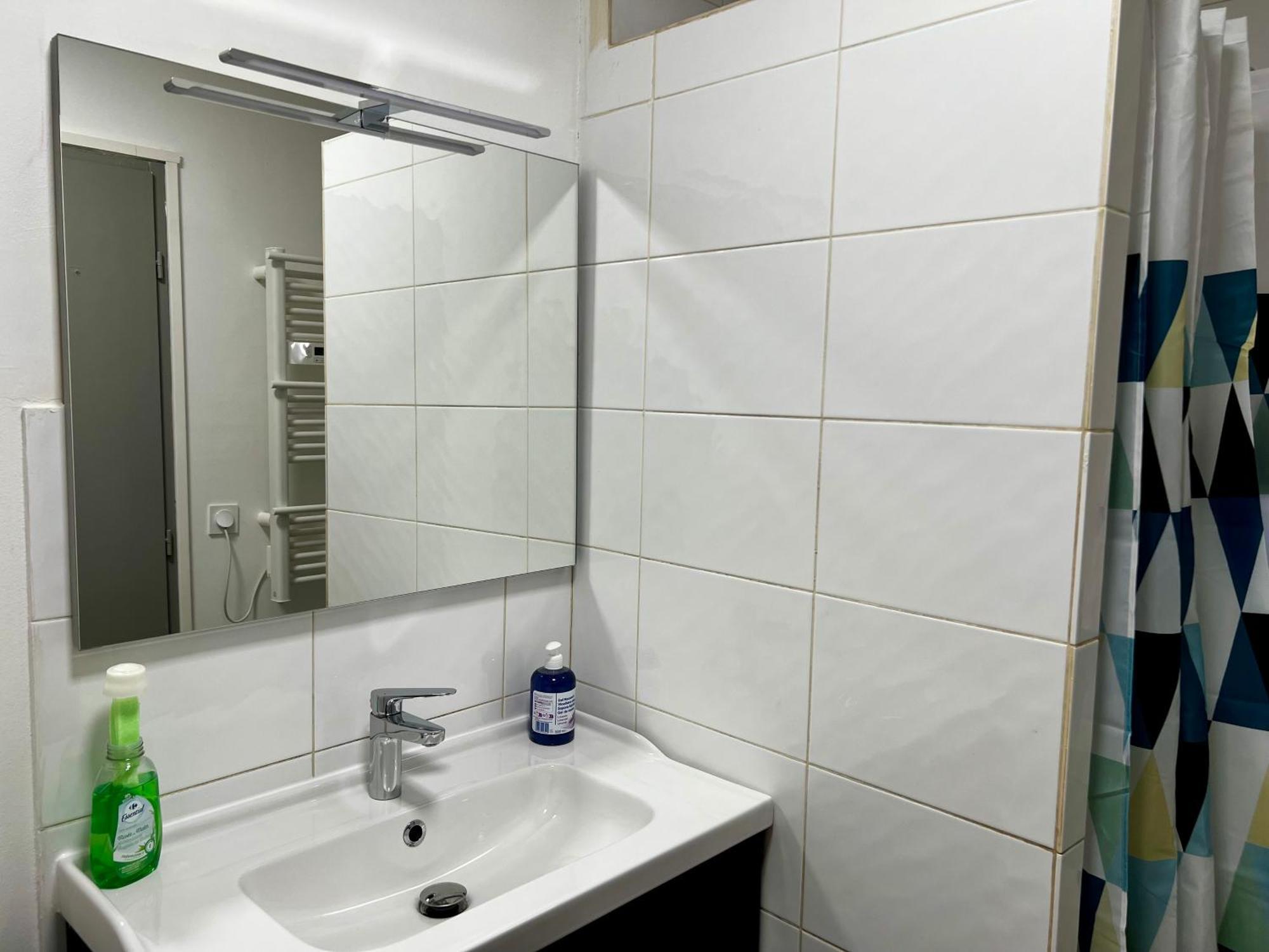 Republique - Grande La Real Apartment *